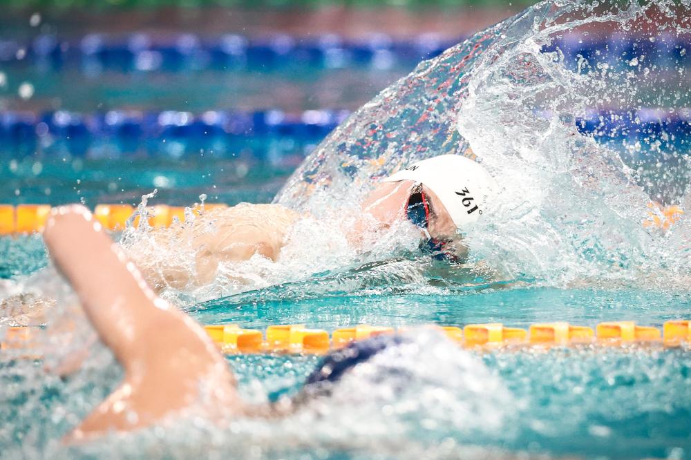 不只是他的 不只是他的